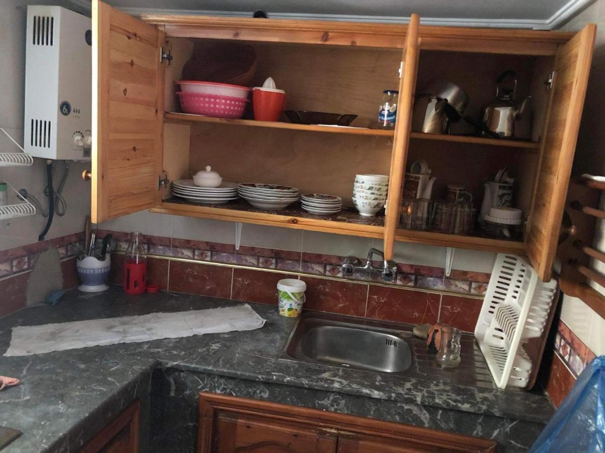 شقة توجد وسط مدينة طنجة و تتوفر على كامل التجهيزات الضرورية خاصةبالعائلات Eksteriør bilde