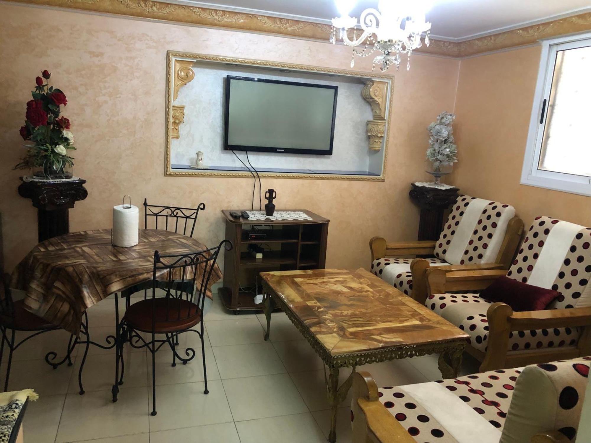 شقة توجد وسط مدينة طنجة و تتوفر على كامل التجهيزات الضرورية خاصةبالعائلات Eksteriør bilde